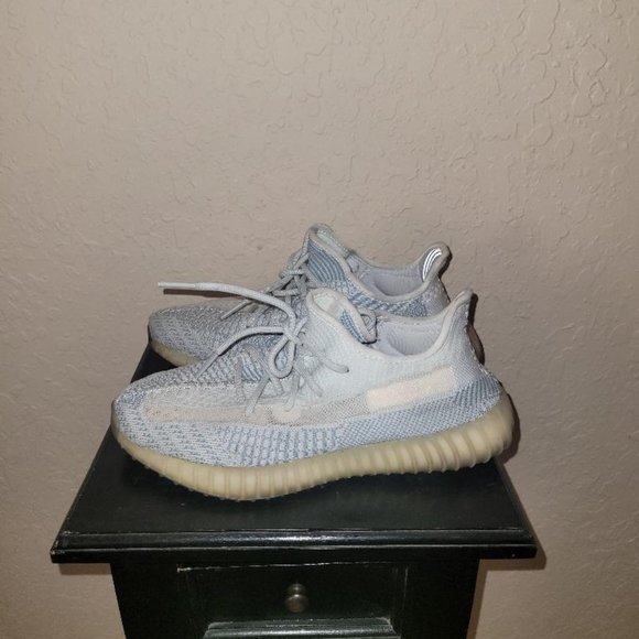 Adidas YEEZY BOOST 350 V2 - Picture 2 of 6